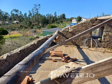 Quinta T4 para Venda em Cernache do Bonjardim, Nesperal e Palhais