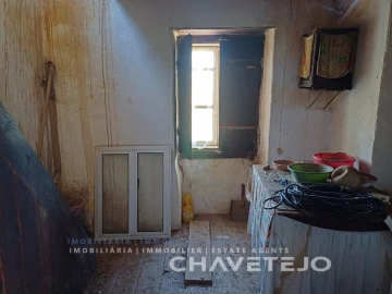 Quinta T4 para Venda em Cernache do Bonjardim, Nesperal e Palhais