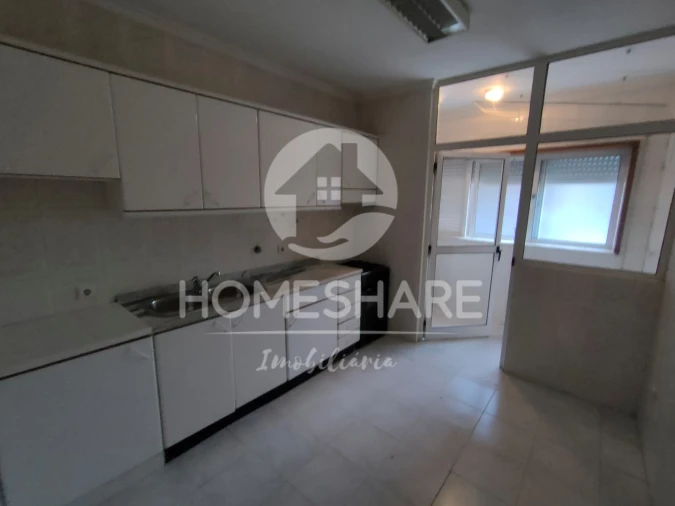 Apartamento T2 para Venda em Valongo Foto 14