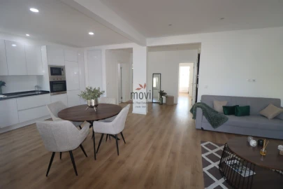 Apartamento T3 para Venda em Benfica