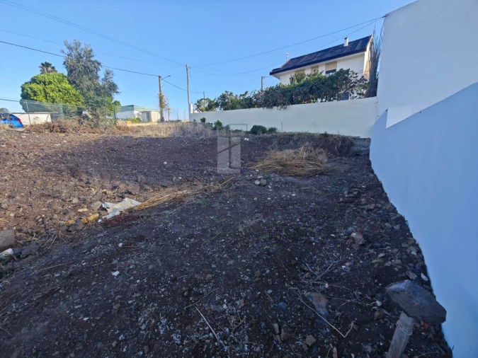 Terreno para Venda em Loures Foto 3