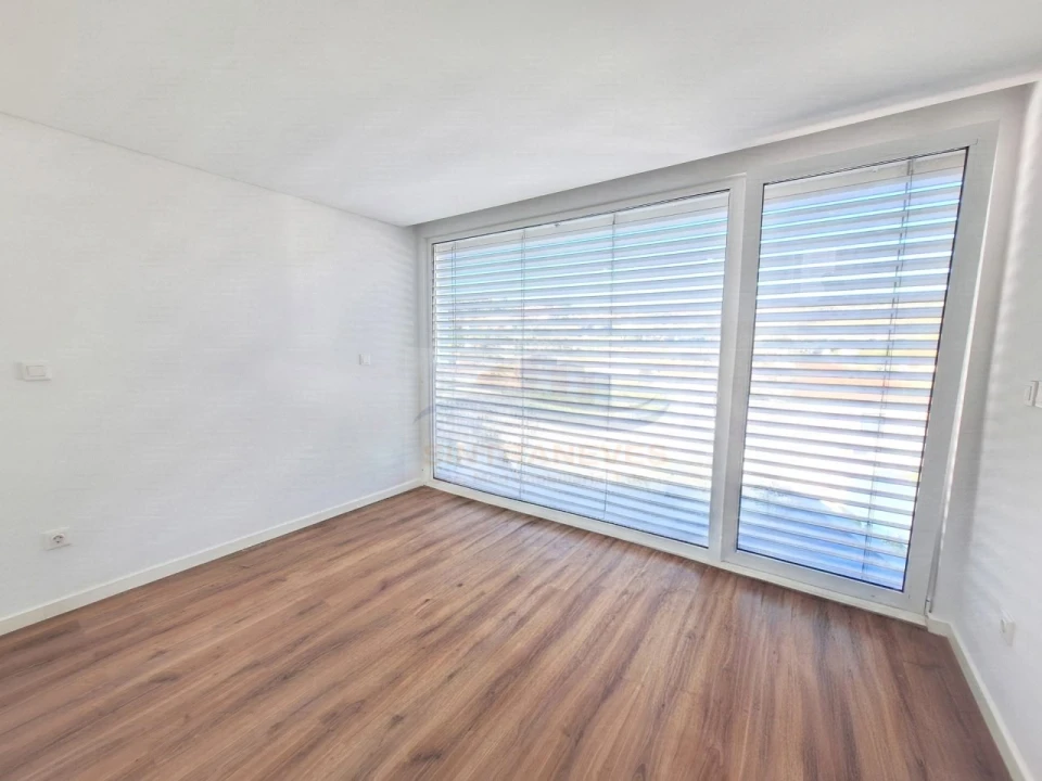 Moradia T3 para Venda em Loures Foto 35
