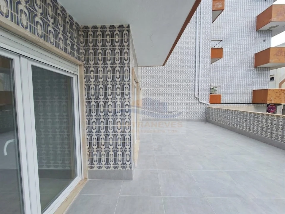 Apartamento T3 para Venda em Mina de Água Foto 1