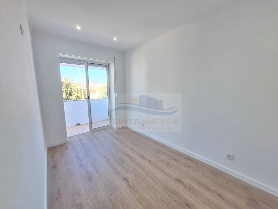 Apartamento T3 para Venda em Mina de Água Foto 10
