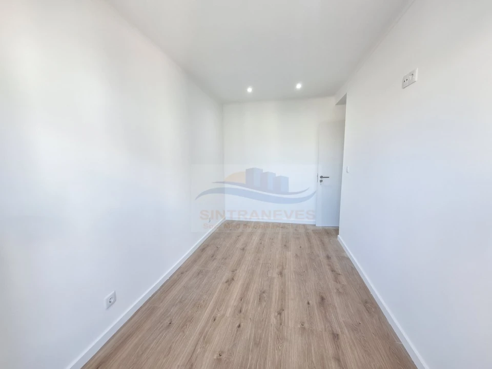 Apartamento T3 para Venda em Mina de Água Foto 12