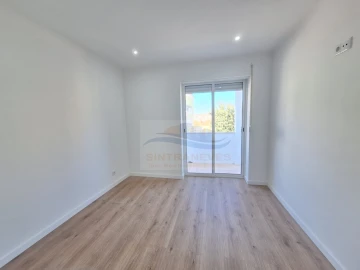 Apartamento T3 para Venda em Mina de Água