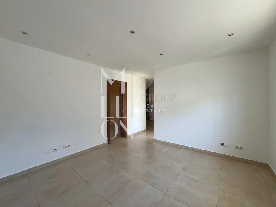 Moradia T4 para Venda em Alcabideche Foto 10