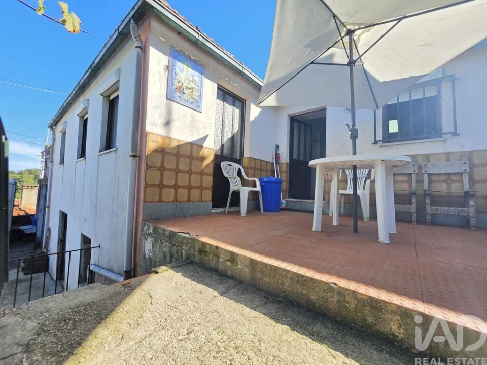 Moradia T4 para Venda em Reboreda e Nogueira Foto 4