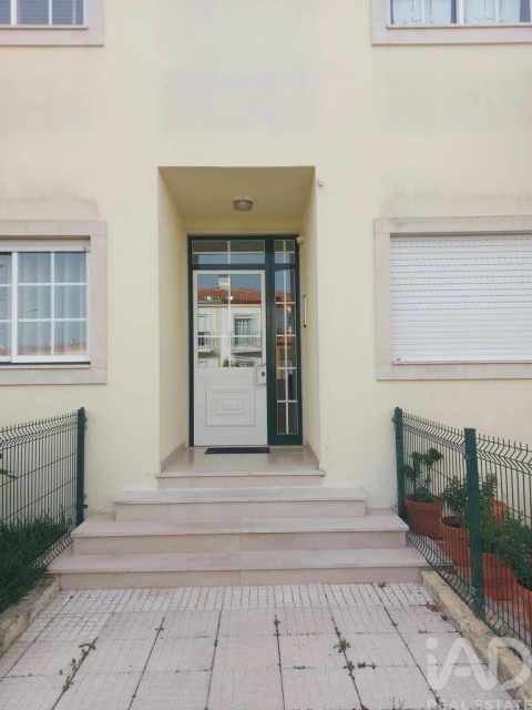 Apartamento T3 para Venda em Nossa Senhora do Pópulo, Coto e São Gregório