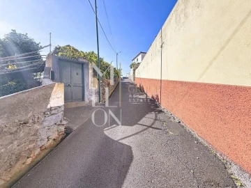 Moradia T2 para Venda em Estreito da Calheta