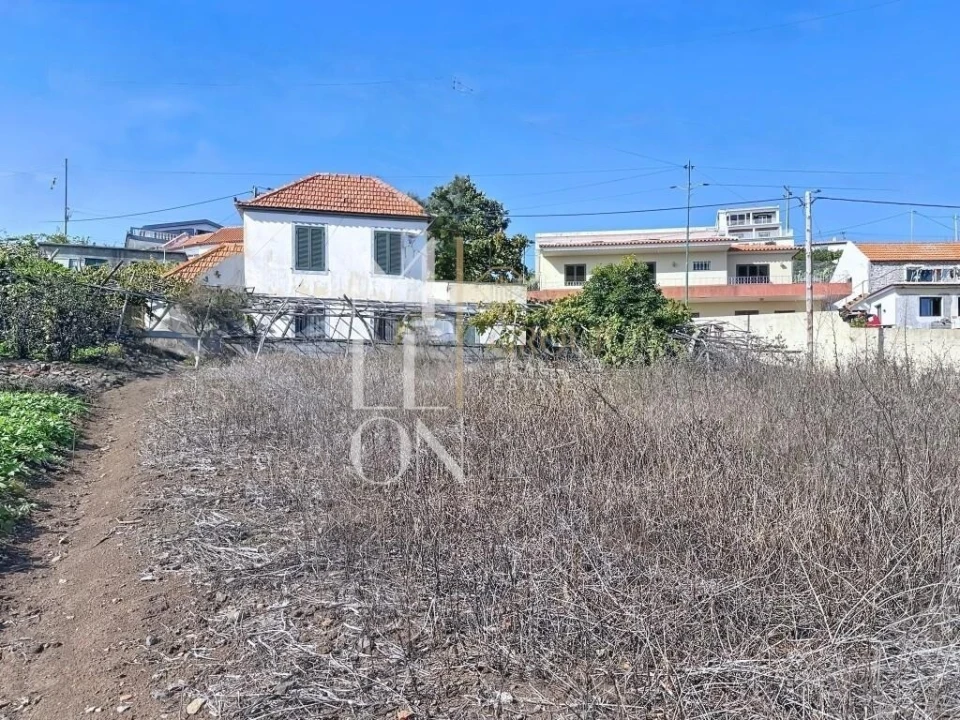 Moradia T2 para Venda em Estreito da Calheta Foto 38