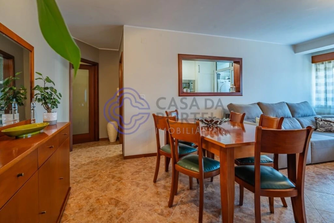 Apartamento T2 para Venda em Valongo Foto 7
