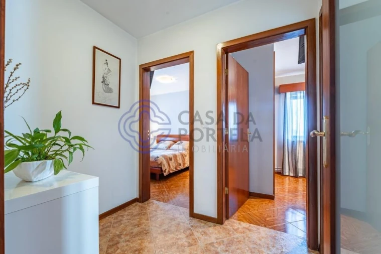 Apartamento T2 para Venda em Valongo Foto 15