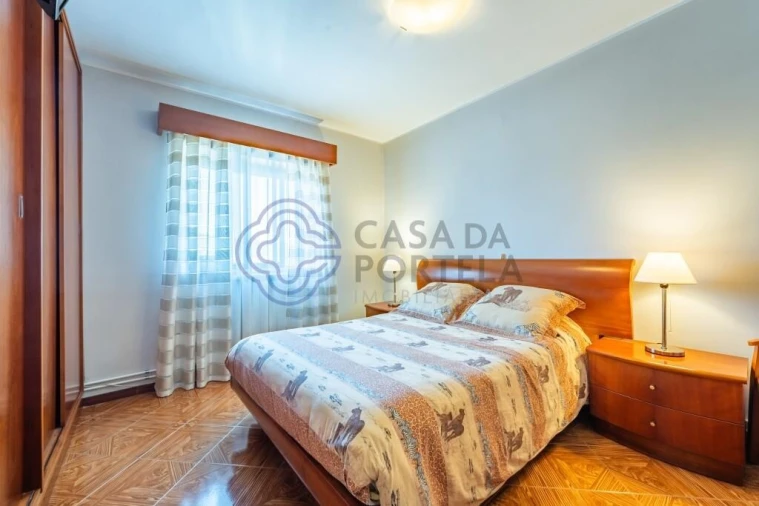 Apartamento T2 para Venda em Valongo Foto 18