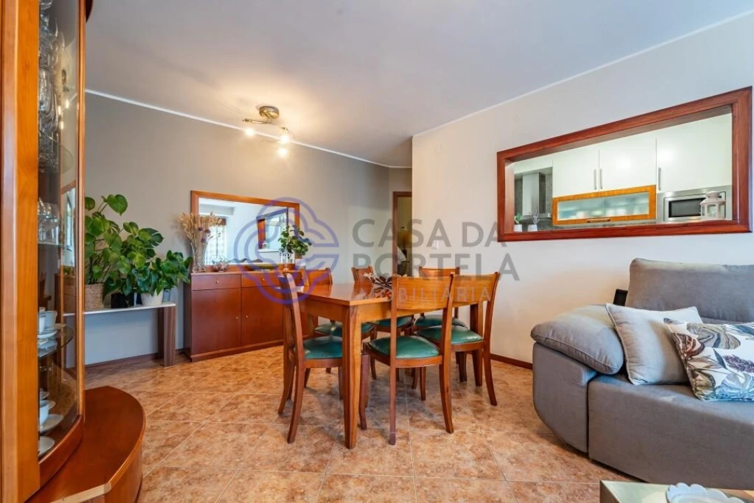 Apartamento T2 para Venda em Valongo Foto 8