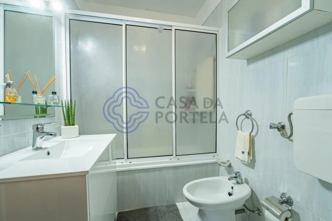 Apartamento T2 para Venda em Valongo Foto 17