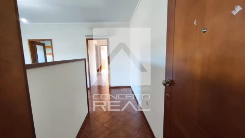 Apartamento T2 para Venda em Meixomil