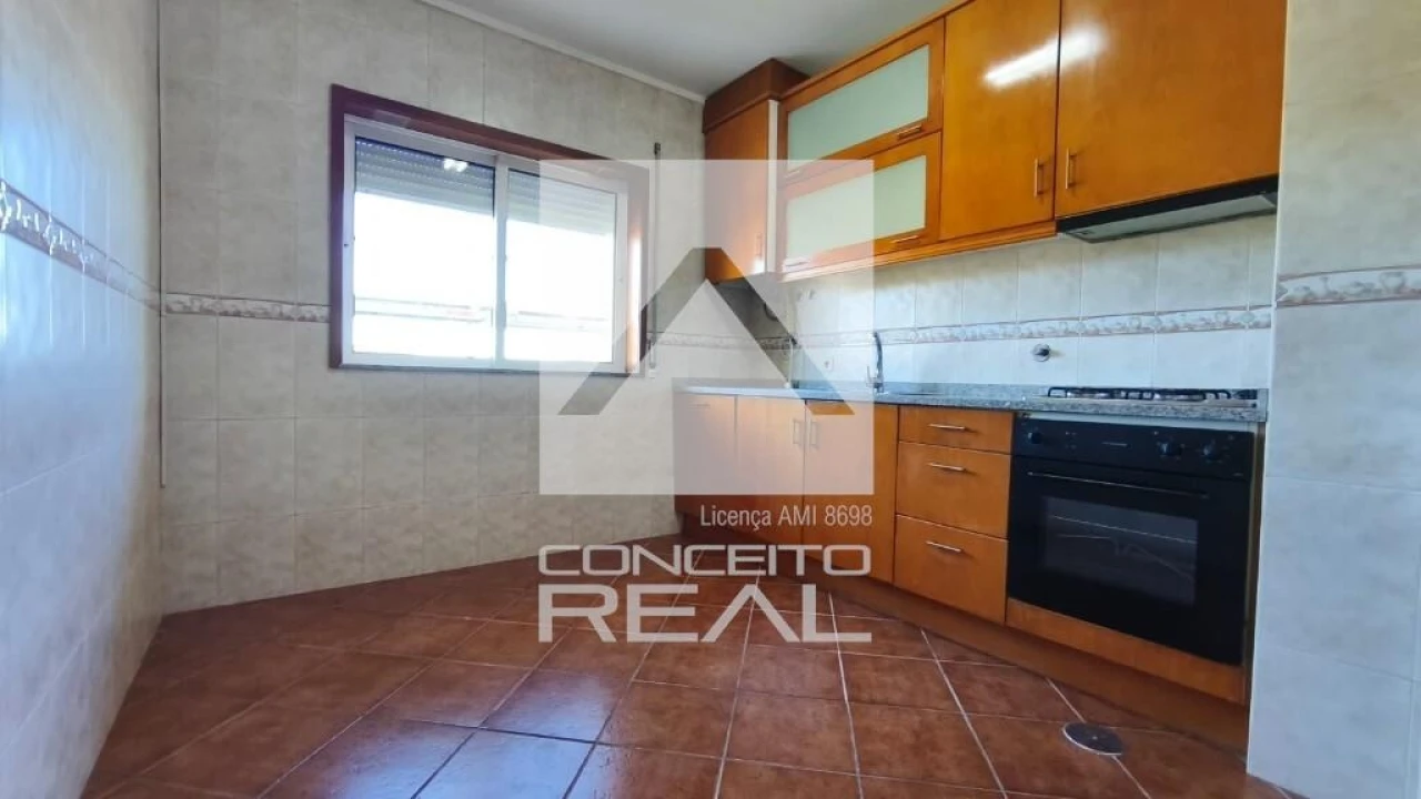 Apartamento T2 para Venda em Meixomil Foto 8
