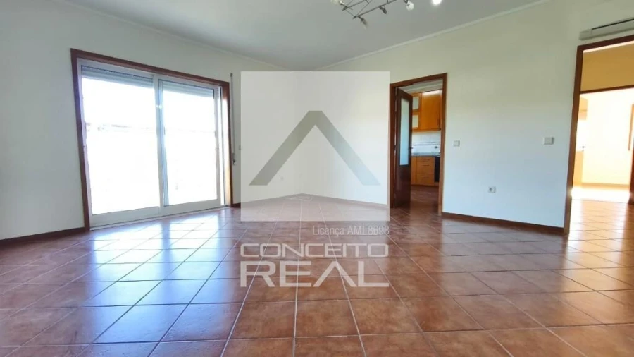 Apartamento T2 para Venda em Meixomil Foto 5