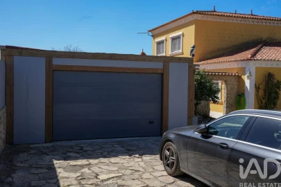 Moradia T3 para Venda em Atouguia da Baleia