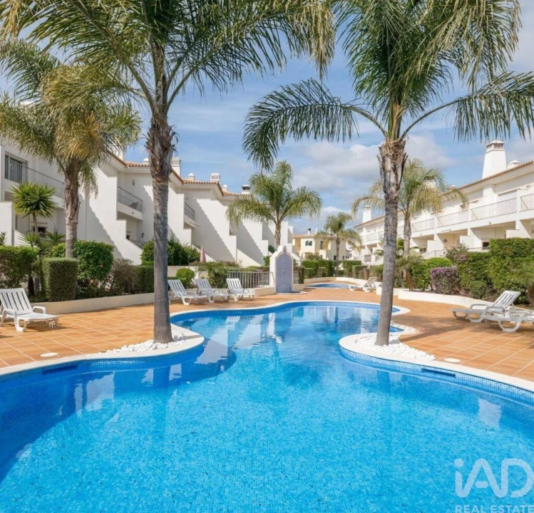 Moradia T3 para Venda em Boliqueime Foto 2