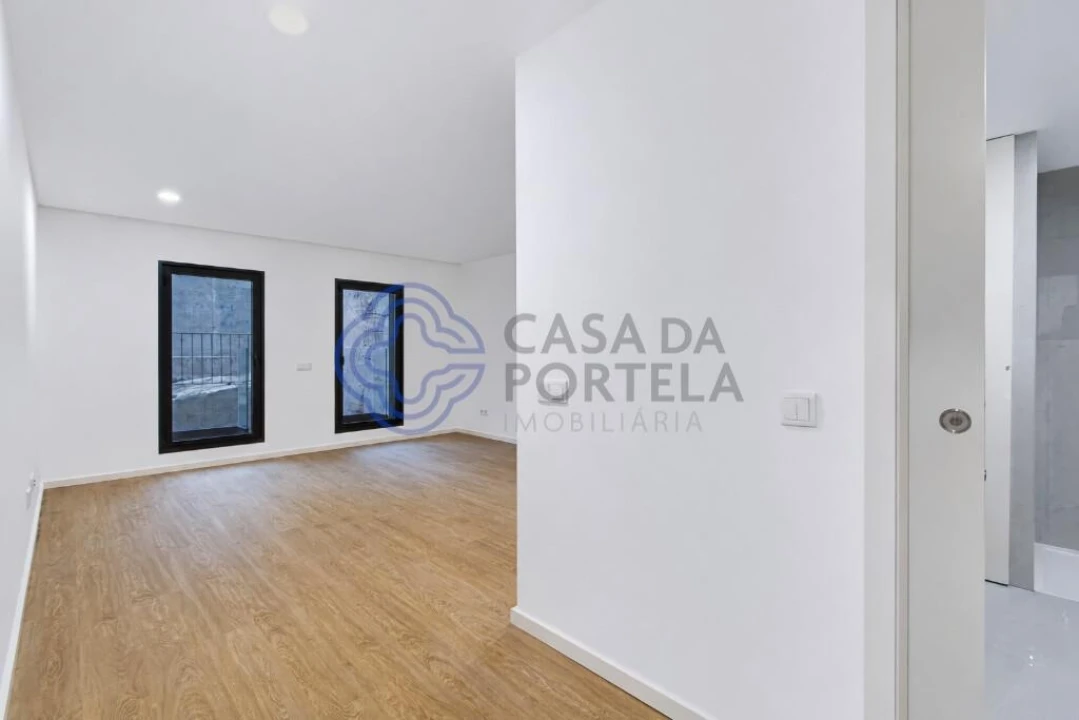 Apartamento para Venda em Cedofeita, Santo Ildefonso, Sé, Miragaia, São Nicolau e Vitória Foto 1
