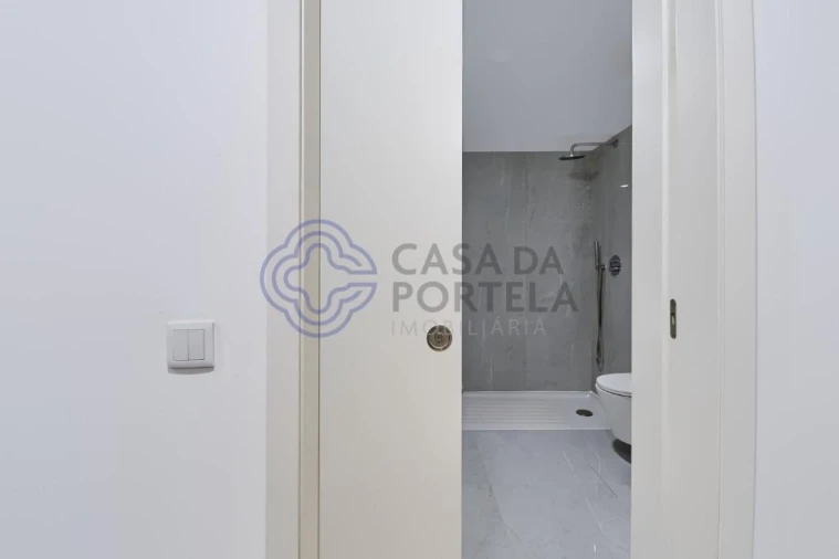 Apartamento para Venda em Cedofeita, Santo Ildefonso, Sé, Miragaia, São Nicolau e Vitória Foto 10
