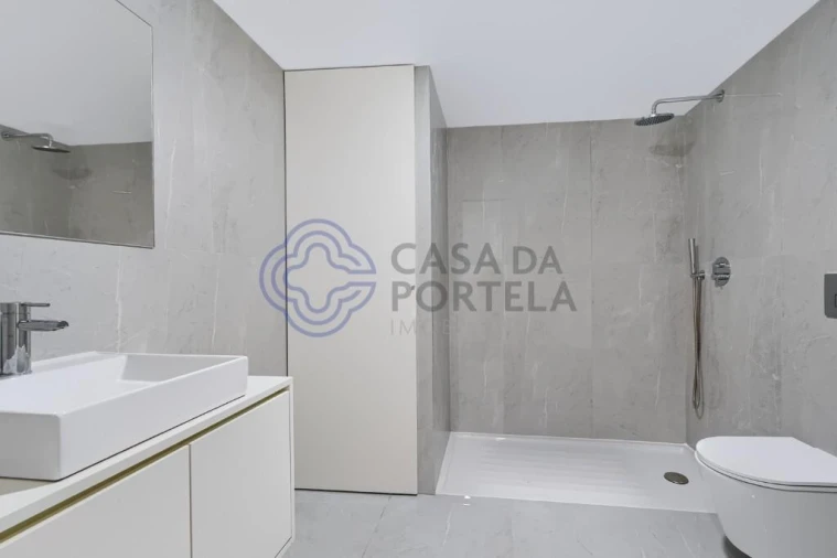 Apartamento para Venda em Cedofeita, Santo Ildefonso, Sé, Miragaia, São Nicolau e Vitória Foto 7