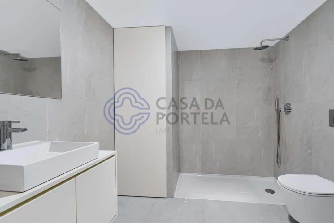 Apartamento para Venda em Cedofeita, Santo Ildefonso, Sé, Miragaia, São Nicolau e Vitória Foto 7