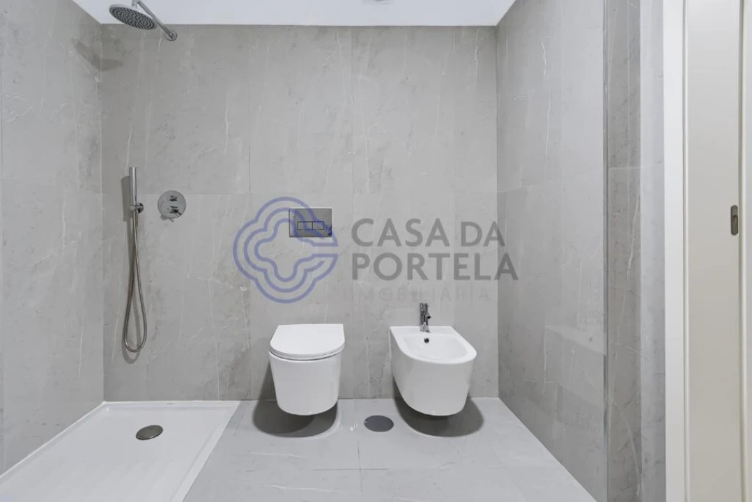 Apartamento para Venda em Cedofeita, Santo Ildefonso, Sé, Miragaia, São Nicolau e Vitória Foto 8