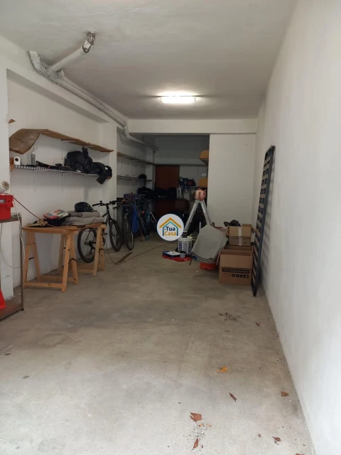 Garagem para Arrendamento em Miranda do Corvo