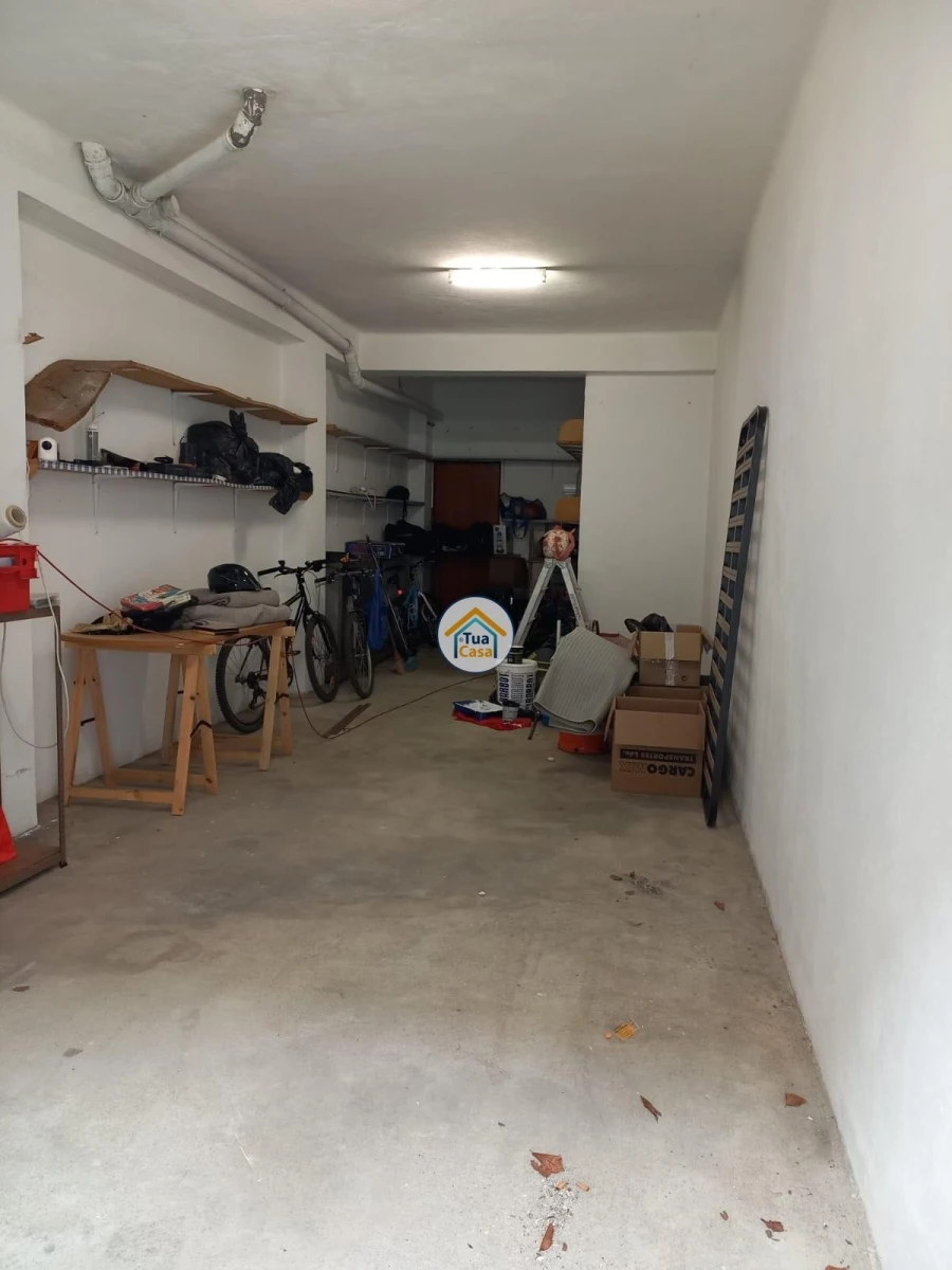 Garagem para Arrendamento em Miranda do Corvo Foto 3