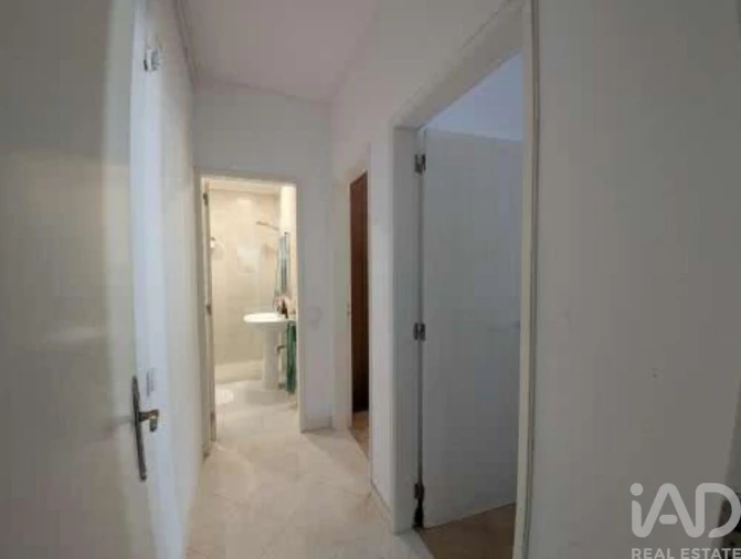 Apartamento T2 para Venda em Faro (Sé e São Pedro) Foto 9