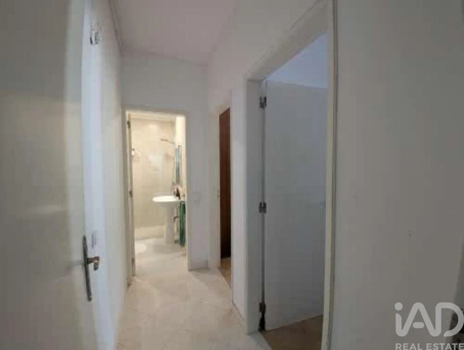Apartamento T2 para Venda em Faro (Sé e São Pedro) Foto 9