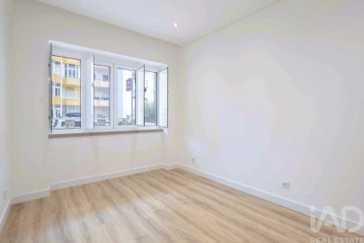 Apartamento T3 para Venda em Loule (São Clemente)