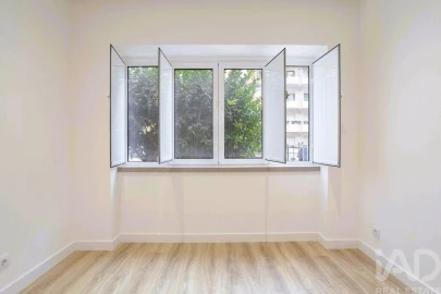 Apartamento T3 para Venda em Loule (São Clemente)