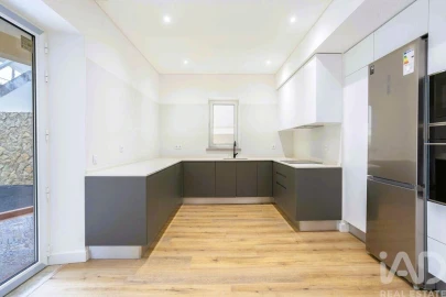 Apartamento T3 para Venda em Loule (São Clemente)