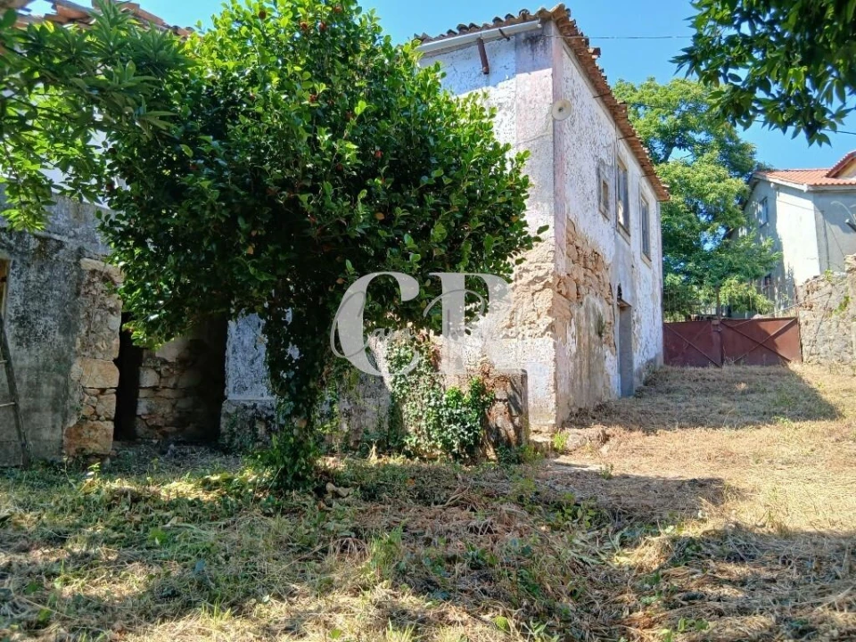 Moradia T4 para Venda em Figueiró dos Vinhos e Bairradas Foto 1