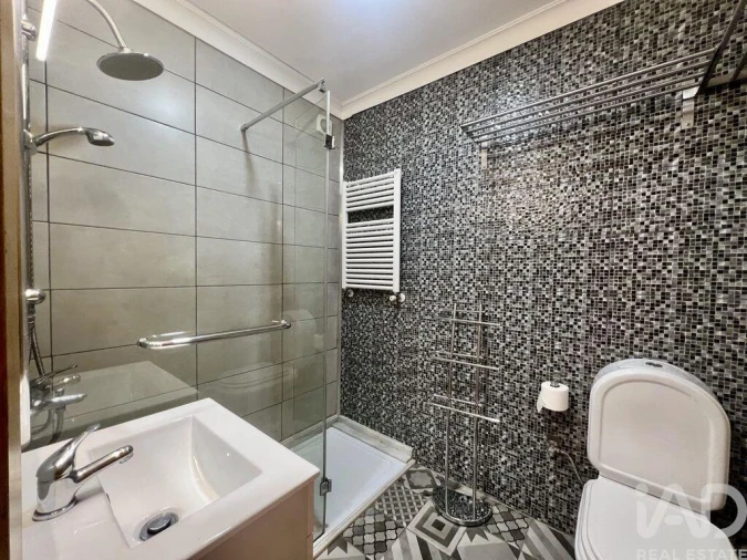 Apartamento T1 para Arrendamento em São Mamede de Infesta e Senhora da Hora Foto 12