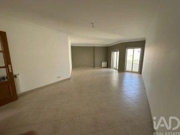 Apartamento T3 para Venda em Alenquer (Santo Estêvão e Triana)