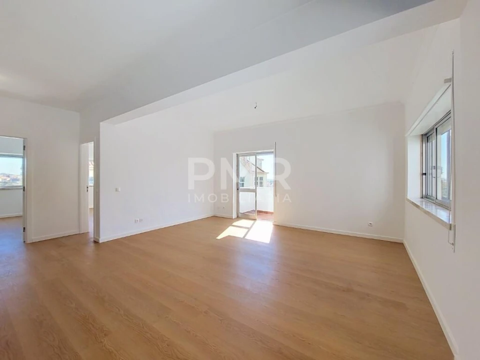 Apartamento T3 para Arrendamento em Carcavelos e Parede Foto 10