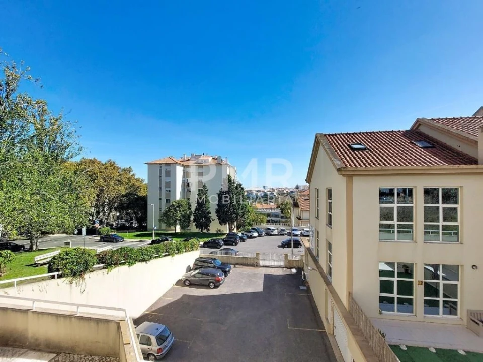 Apartamento T3 para Arrendamento em Carcavelos e Parede Foto 18