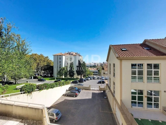 Apartamento T3 para Arrendamento em Carcavelos e Parede Foto 15