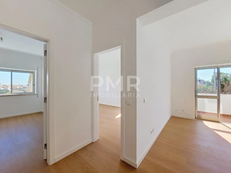 Apartamento T3 para Arrendamento em Carcavelos e Parede Foto 17