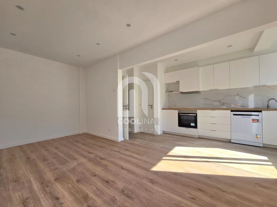 Apartamento T2 para Venda em Queluz e Belas Foto 7