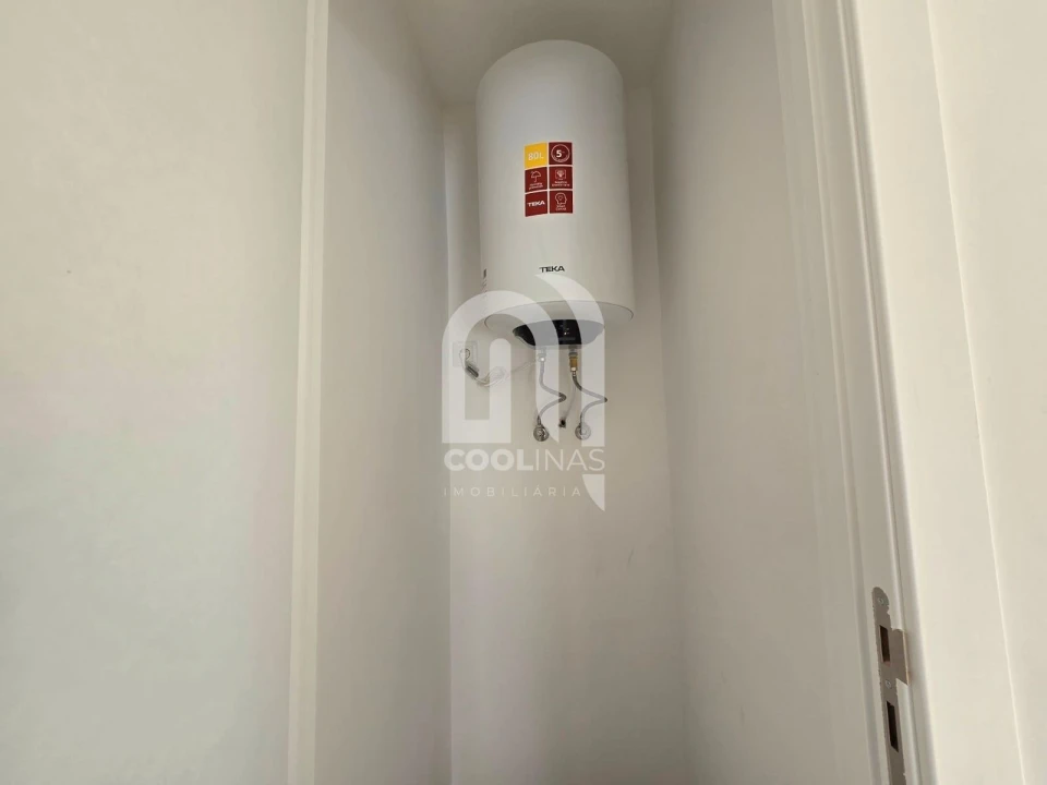Apartamento T2 para Venda em Queluz e Belas Foto 8