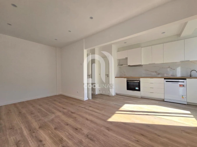 Apartamento T2 para Venda em Queluz e Belas Foto 7
