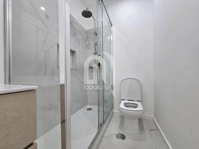 Apartamento T2 para Venda em Queluz e Belas Foto 17