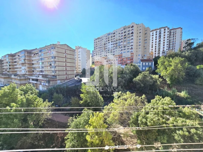 Apartamento T2 para Venda em Queluz e Belas Foto 21