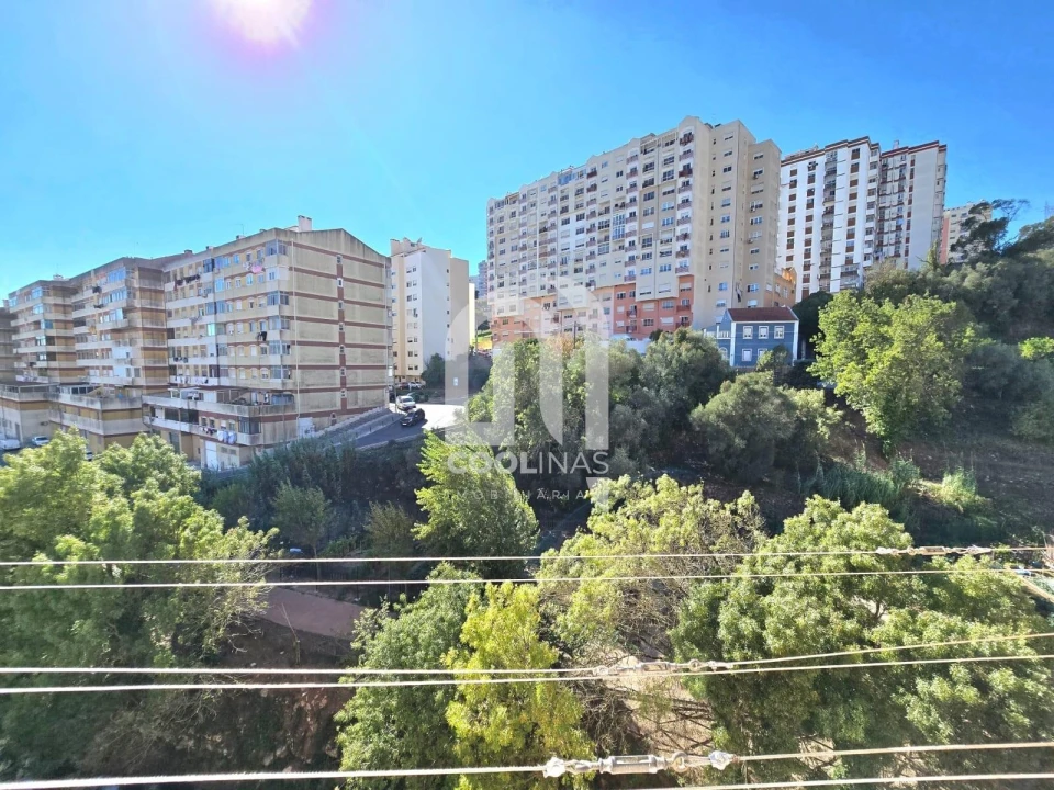 Apartamento T2 para Venda em Queluz e Belas Foto 21